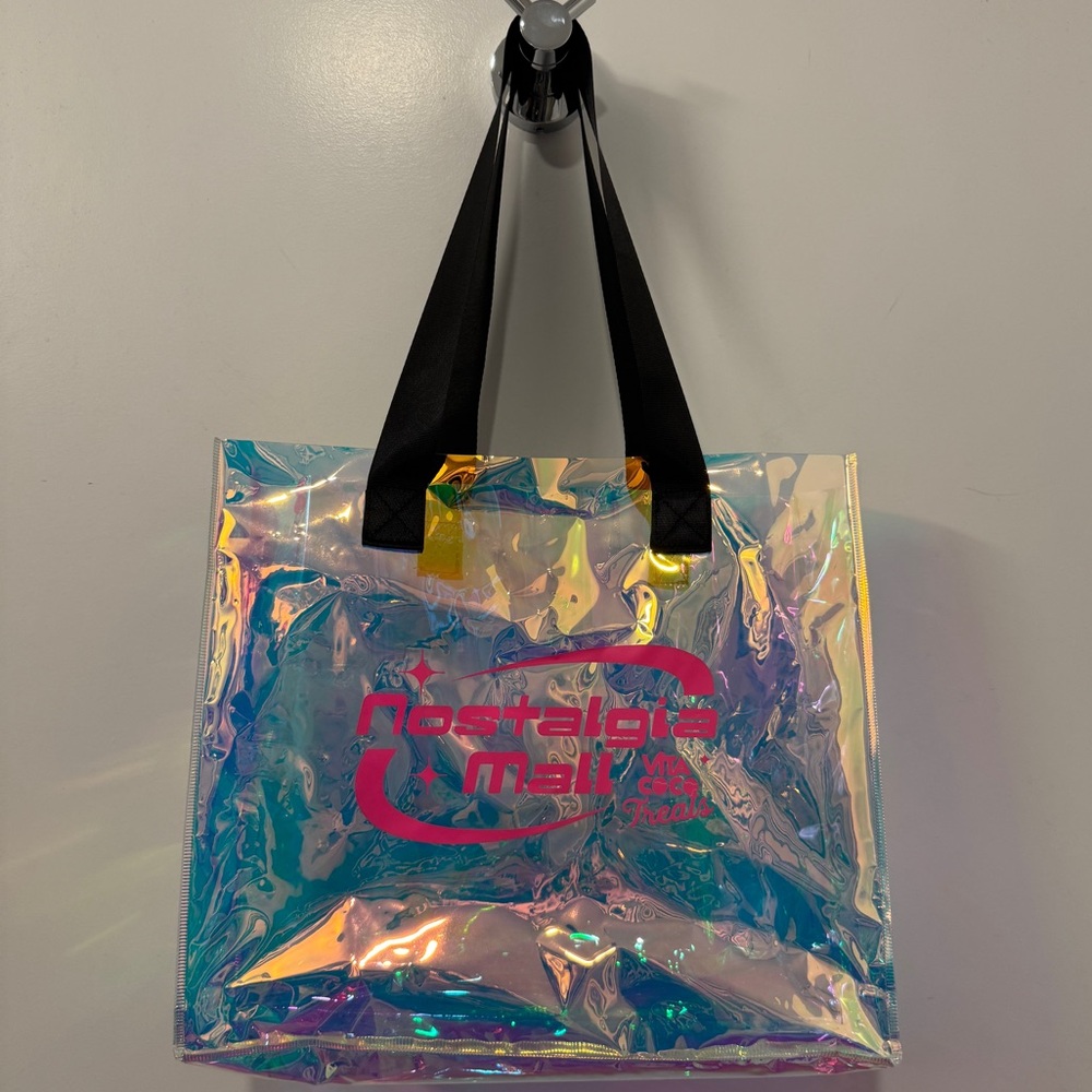 Nostalgia Holographic Tote with Black Straps